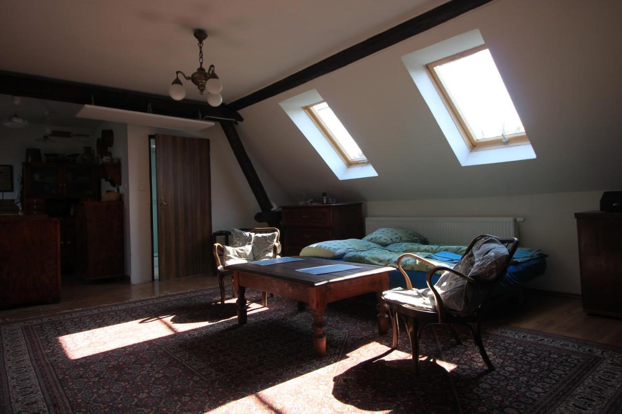 Ferienwohnung U Slunce Ostredek Exterior foto
